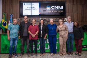 Vereadores e equipe da Saúde da Prefeitura
