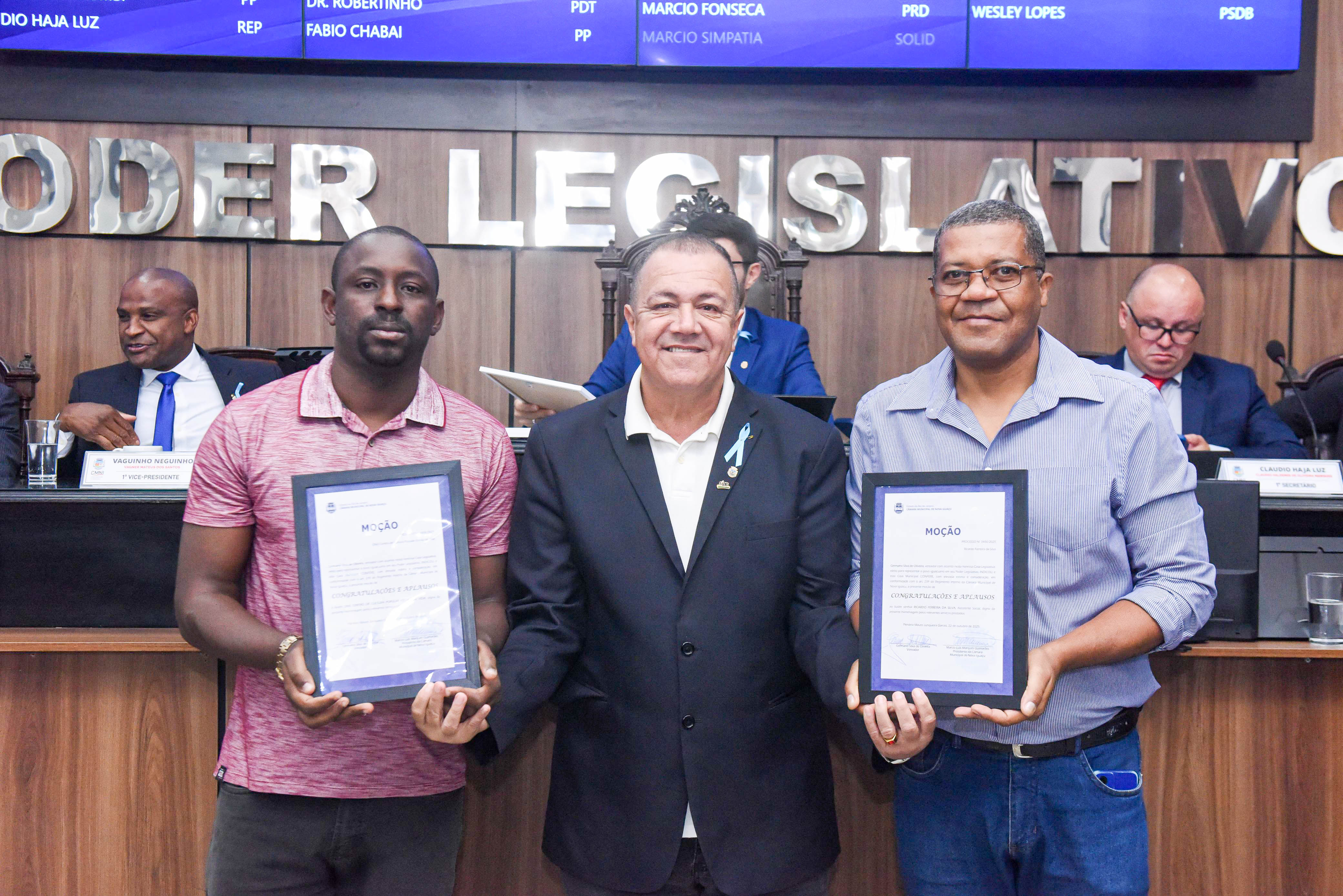 Ricardo Ferreira e Luiz Fernando reconhecidos pelo ver Maninho de Cabuçu: trabalho cultural em alta
