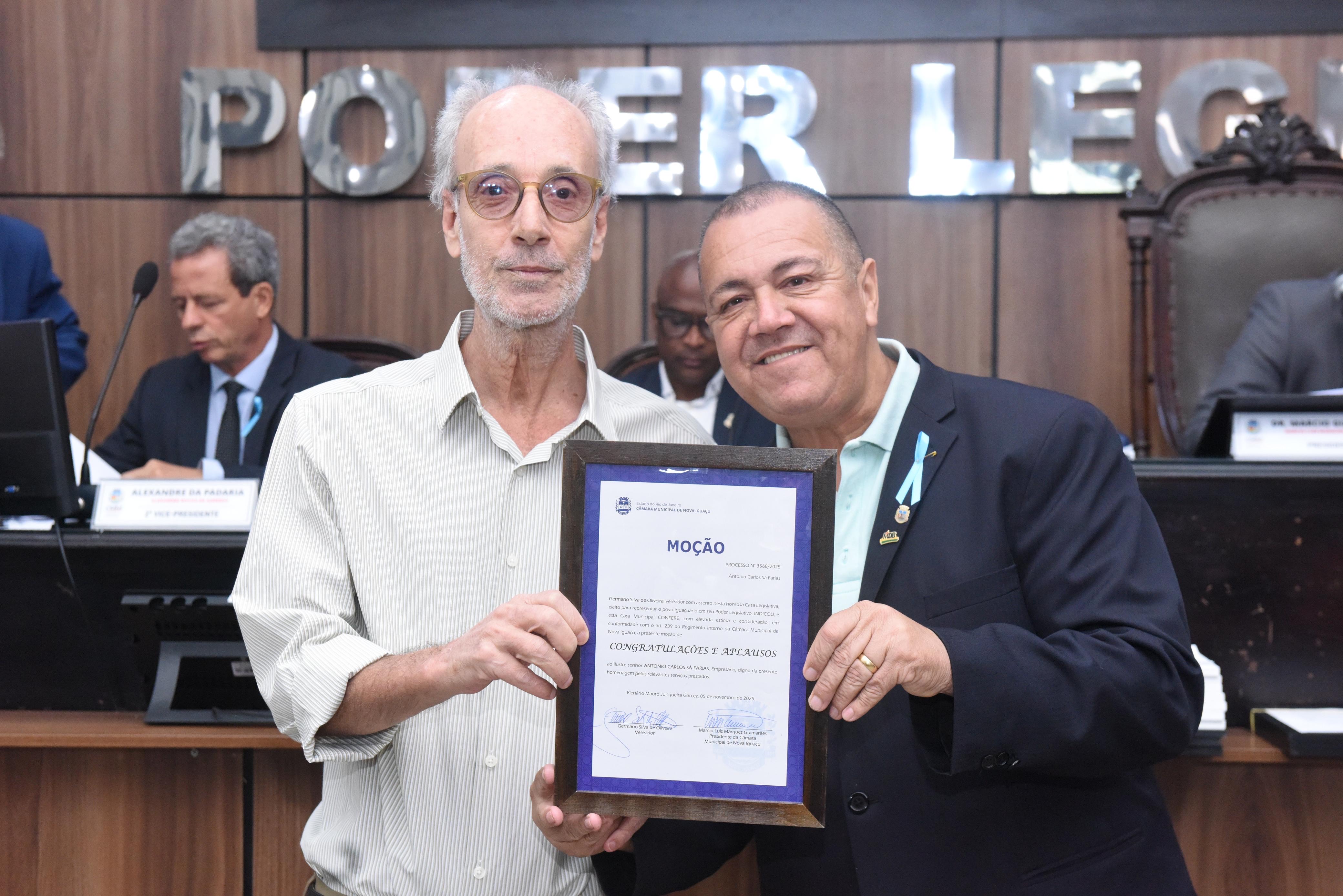 O empresário Antonio Farias e o ver Maninho de Cabuçu