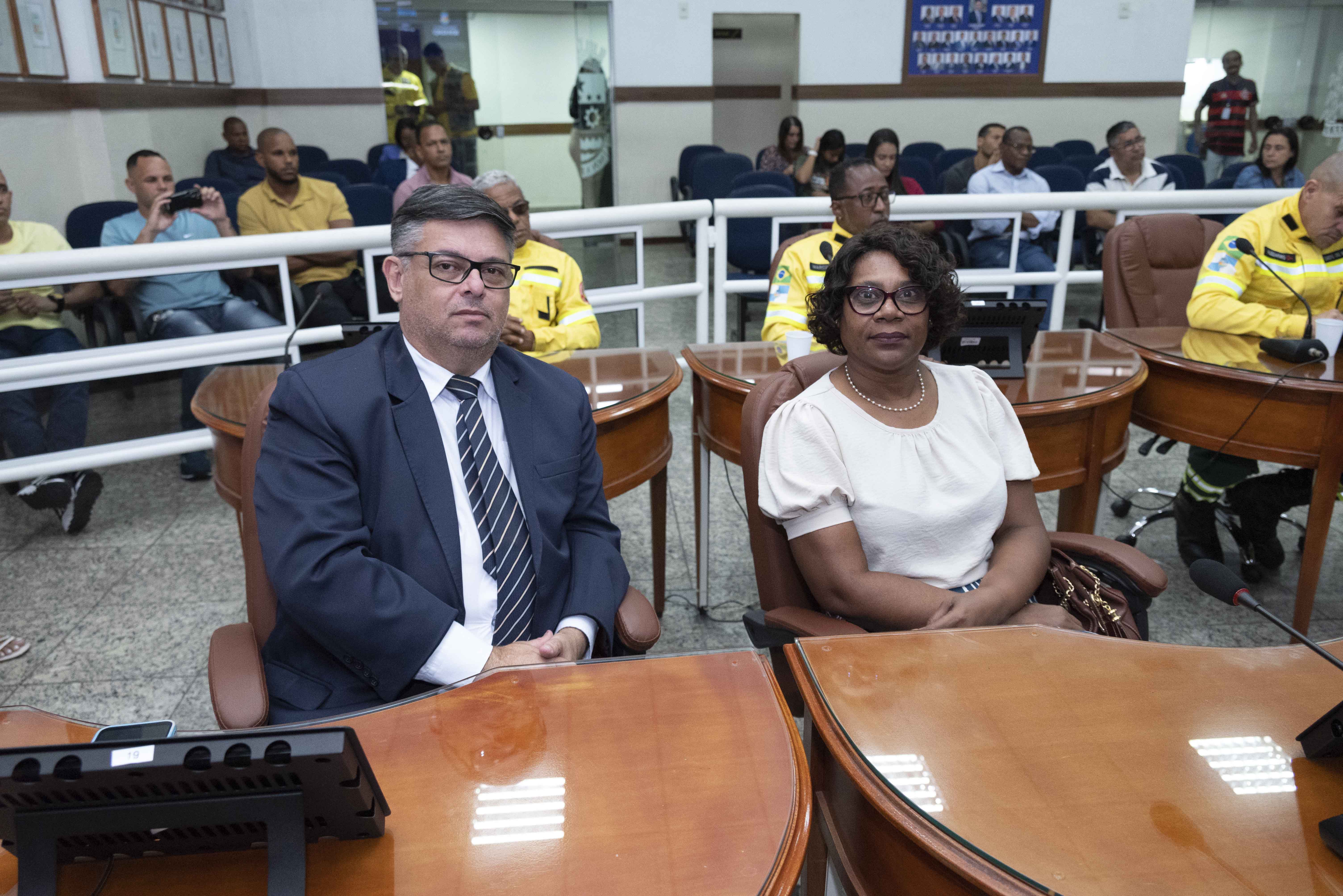 Professores do curso de Direito da Estácio, Rogério e Adriana trouxeram os alunos para o evento