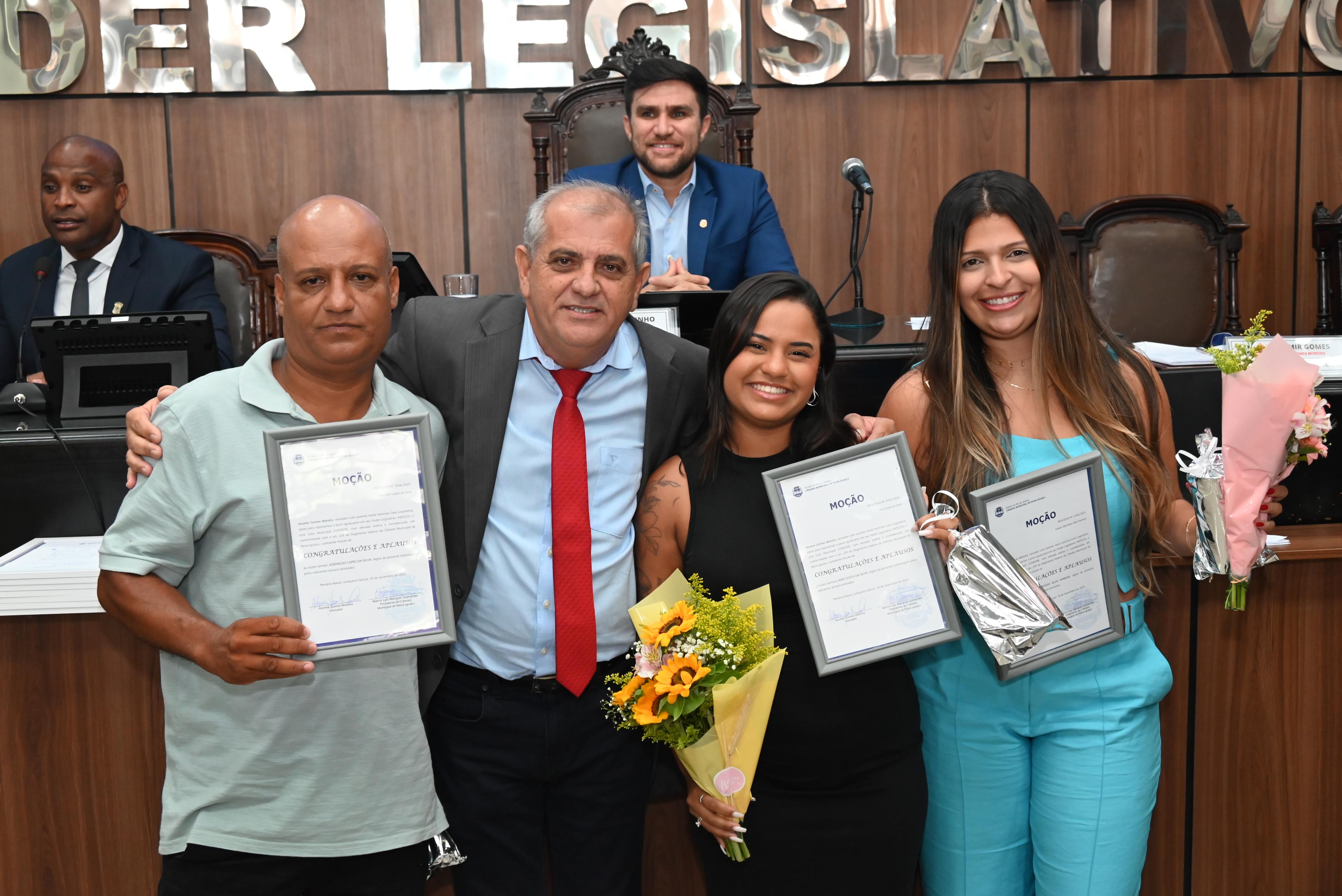 Josenildo Silva, ver Alcemir Gomes, Iara Costa e Letícia Silva