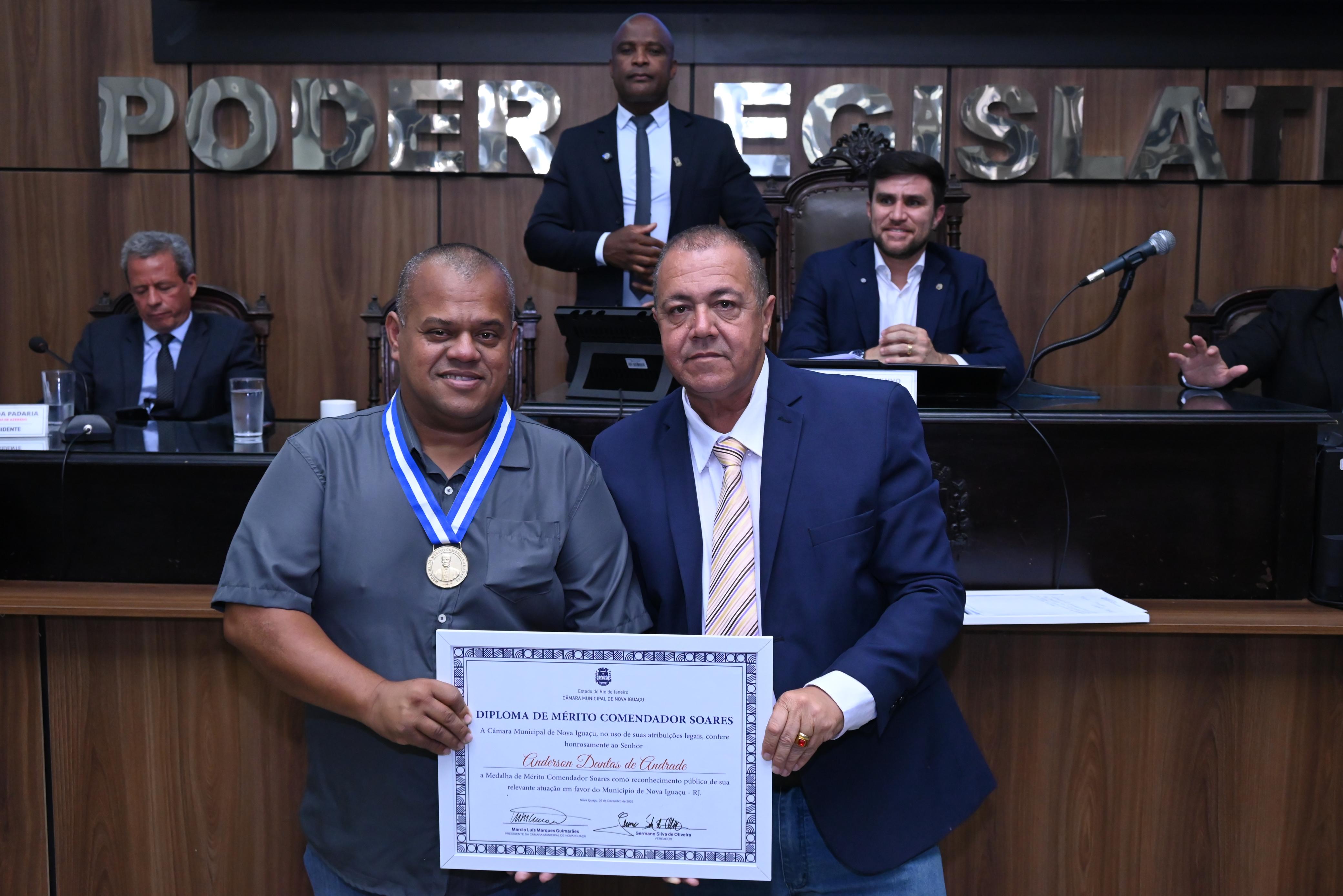 Anderson Dantas, coordenador de Saúde, e vereador Maninho de Cabuçu